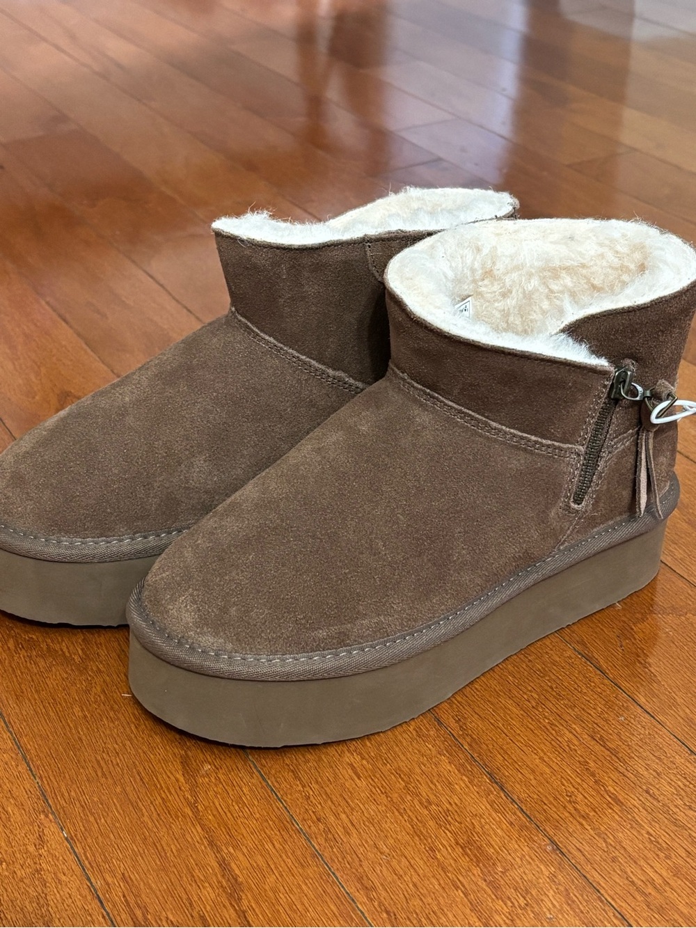 Bearpaw Womens Short Ankle Zip Fur Lined Winter Boots Brown Size 7